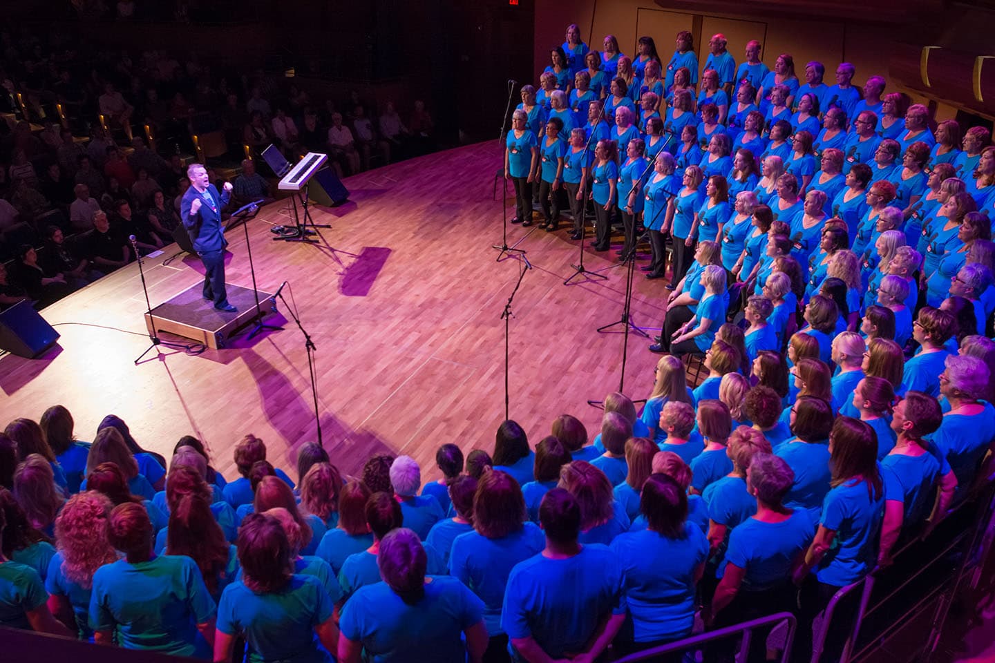 Cool Choir performing live